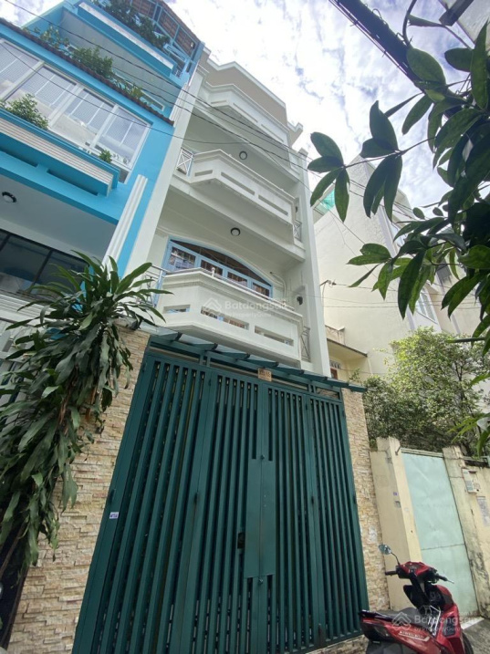 Bán nhà trung tâm Q5, Trần Bình Trọng, 60m2, 4 tầng BTCT, hẻm rộng thông thoáng - Ảnh chính