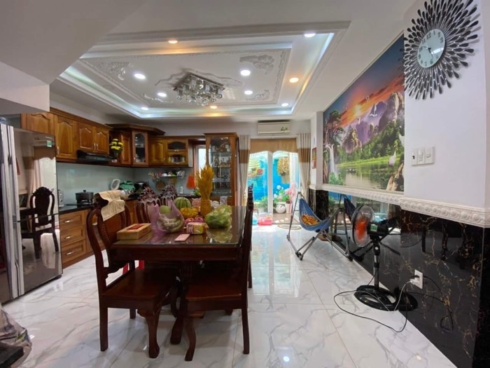 Bán nhà mặt tiền Dương Bá Trạc, ngang 5m, xe hơi chỉ 11 tỷ - Ảnh 1