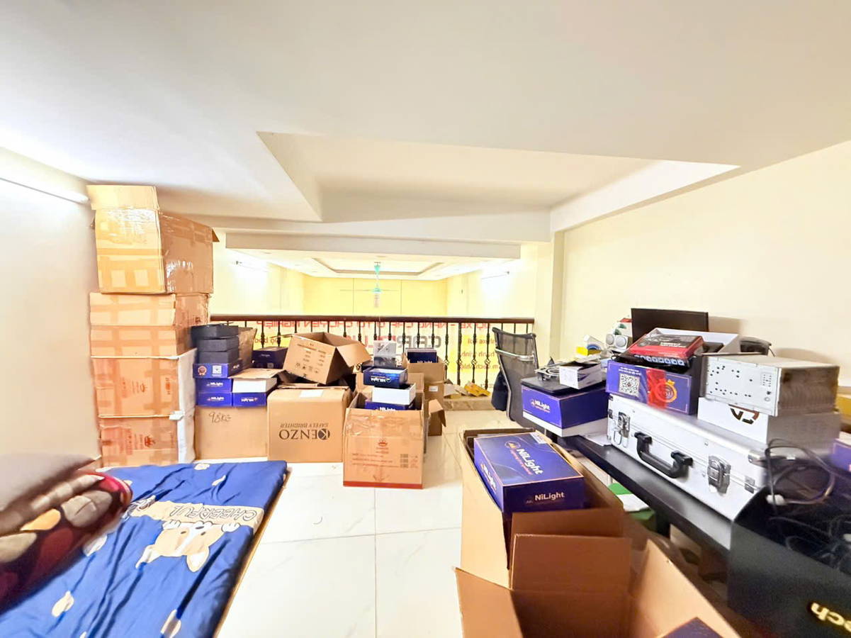 BÁN NHÀ LẠC LONG QUÂN, TÂY HỒ. 55M2 6 TẦNG MT 4M GIÁ 21 TỶ- PHÂN LÔ - Ô TÔ TRÁNH - VỈA HÈ -THANG - Ảnh 2