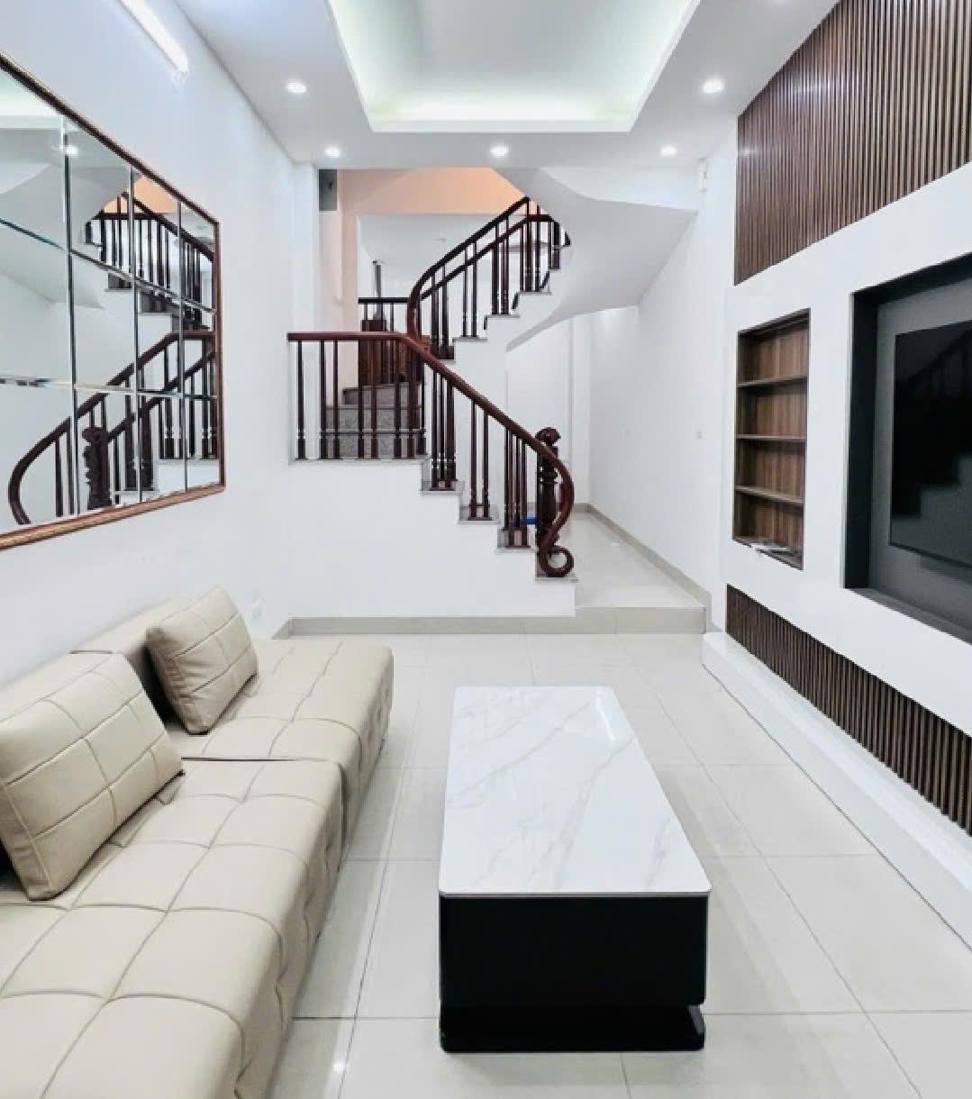 BÁN NHÀ NHÂN HÒA - 35M2- 4 TẦNG - GẦN PHỐ - CHỈ 6.4 TỶ - Ảnh chính