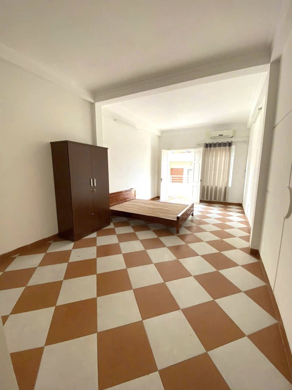 ĐÁC ĐỊA THANH XUÂN - Ô TÔ ĐỖ CỬA,VÀO NHÀ - -KINH DOANH VIP - PHỐ NGUYỄN VĂN TRỖI - 16 TỶ - Ảnh 4