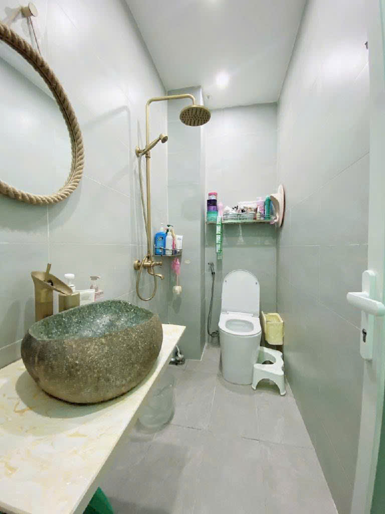 NHÀ MỚI ĐẸP NGAY VẠN HẠNH MALL – 3/2  QUẬN 10 - 50M 3 TẦNG  3PN - HOÀN CÔNG - GIÁ 8.3 TỶ TL. - Ảnh 4