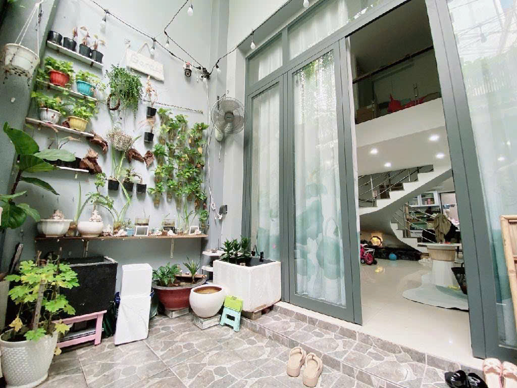 NHÀ MỚI ĐẸP NGAY VẠN HẠNH MALL – 3/2  QUẬN 10 - 50M 3 TẦNG  3PN - HOÀN CÔNG - GIÁ 8.3 TỶ TL. - Ảnh 5