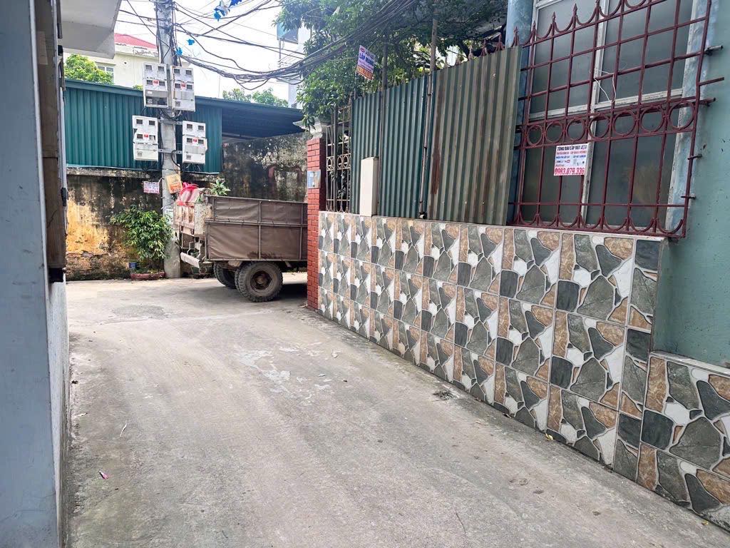 Chính chủ bán đất trung tâm Trâu Quỳ/Gia Lâm 36m2 mtien 3.8m đường hơn 3m oto đỗ cửa - Ảnh 2
