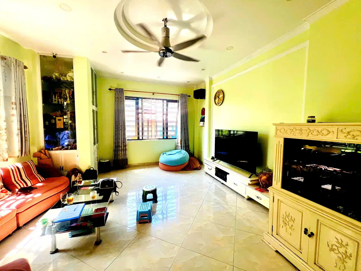 BÁN NHÀ HOÀNG VĂN THÁI, THANH XUÂN. 105M2 3 TẦNG  MT 6M GIÁ 22 -TỶ- NGÕ THÔNG - NỞ HẬU ÔTÔ - KINH - Ảnh 1