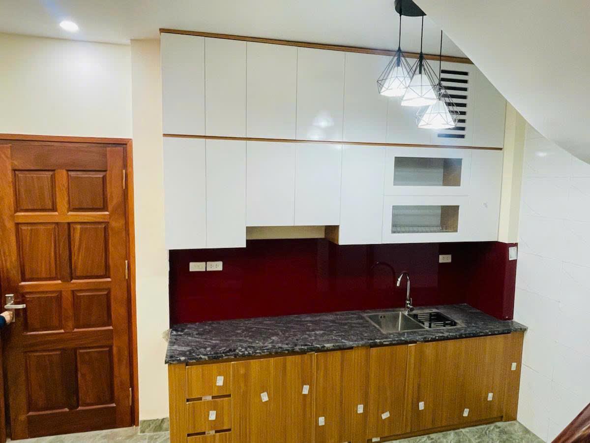NHÀ KHƯƠNG TRUNG GẦN ÔTÔ 28M X 4 TẦNG  GIÁ NHỈNH 5 TỶ - NHÀ XÂY CHẮC CHẮN Ở LUÔN - Ảnh 2
