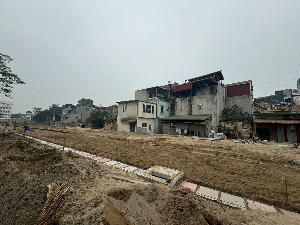 BÁN ĐẤT TỨ LIÊN, TÂY HỒ. 90M2 MT 5,5M GIÁ 14,5 TỶ- THỦA ĐẤT SIÊU ĐẸP - MẶT TIỀN RỒNG - CÁCH Ô TÔ - Ảnh chính