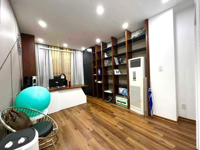 Nhà siêu phẩm phố Đội Cấn - Ảnh 1