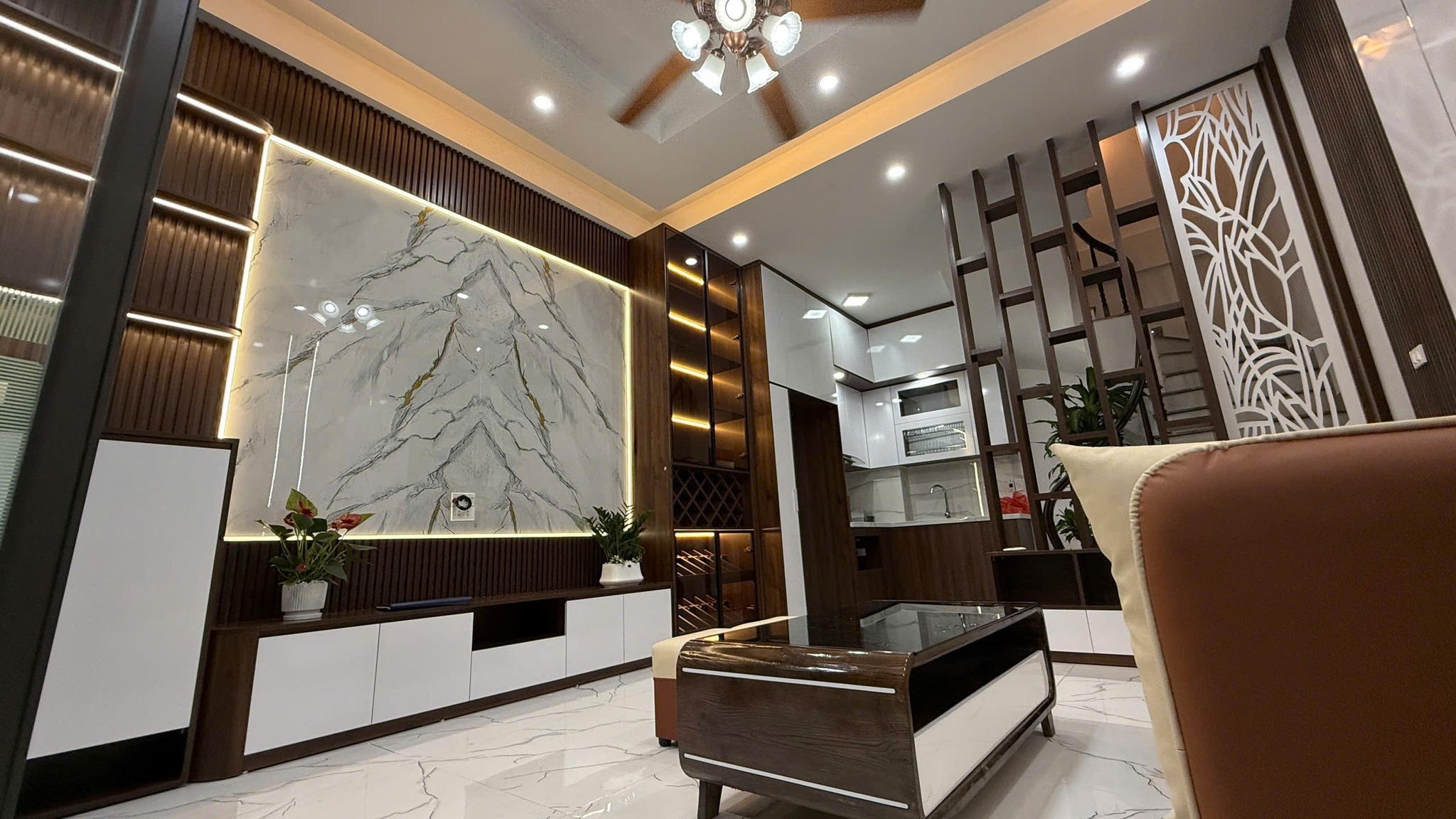 BÁN NHÀ GIÁP NHỊ HOÀNG MAI NHÀ ĐẸP NGÕ THÔNG MẶT TIỀN RÔNG KINH DOANH ONLINE 7,8 TỶ - Ảnh 1
