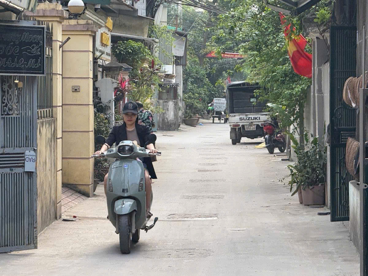 Nhà đường đôi Phú Thượng đối diện Ciputra ô tô trong nhà, dt 80m2, mt 7m, 8 tầng thang máy, giá chỉ - Ảnh 1