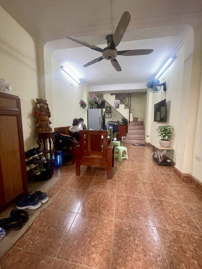 Bán Nhà Chợ Khâm Thiên. Đống Đa. DT 33m2. MT 3,1m. 4 Tầng. Giá 5,98 Tỷ. - Ảnh 3