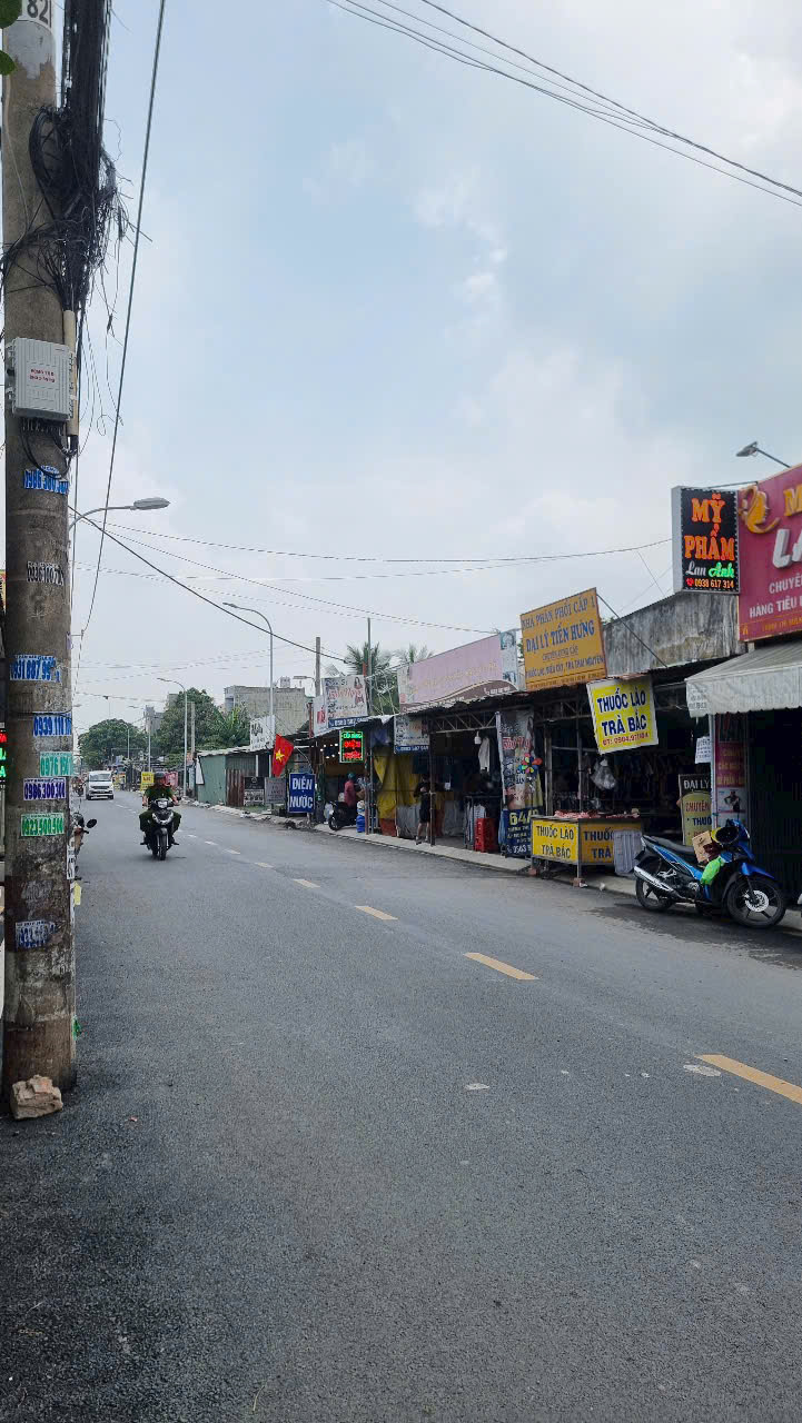 Nhà nát (4mx20m) Mặt Tiền Trịnh Thị Miếng, Thới Tam Thôn, Hóc Môn (Cách chợ Ba Bầu 200m) - Ảnh 1