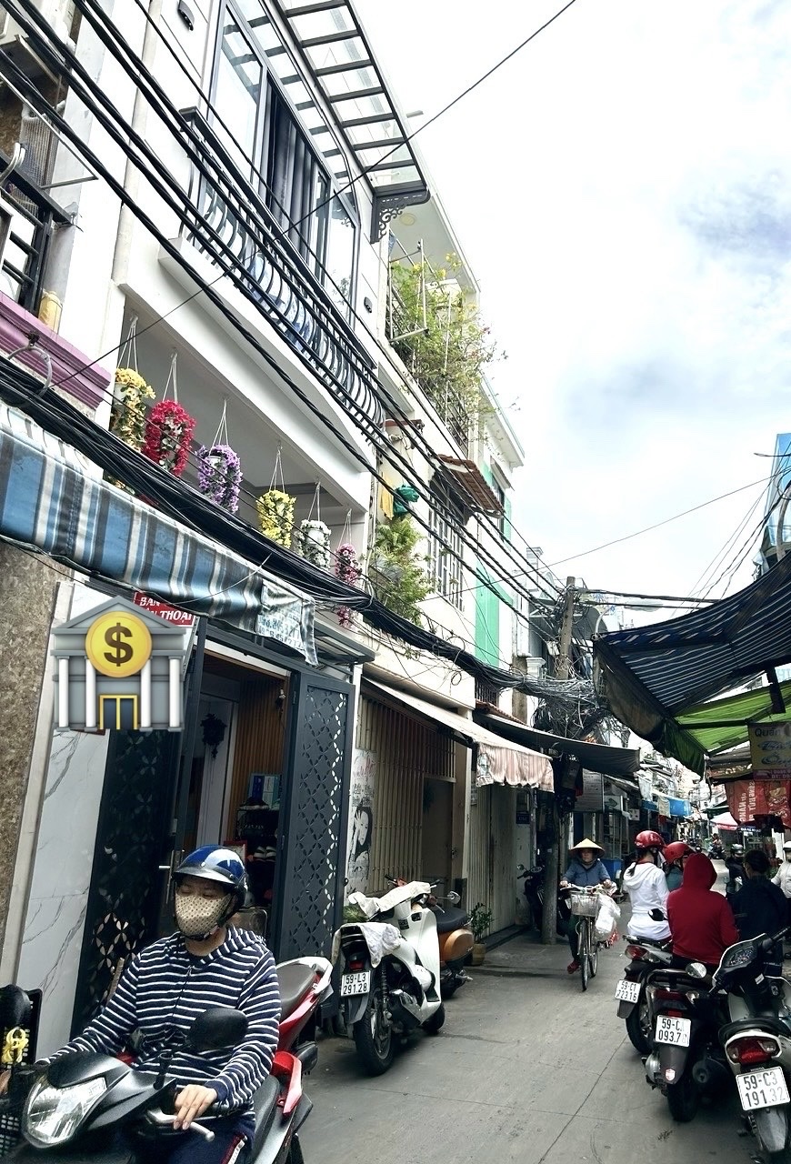 NHÀ BÁN NẰM TRÊN CUNG Đ.ĐOÀN VĂN BƠ--VỊ TRÍ ĐẸP --THÍCH HỢP KÍNH DOANH MUA BÁN ĐA NGÀNH NGHỀ. - Ảnh 2