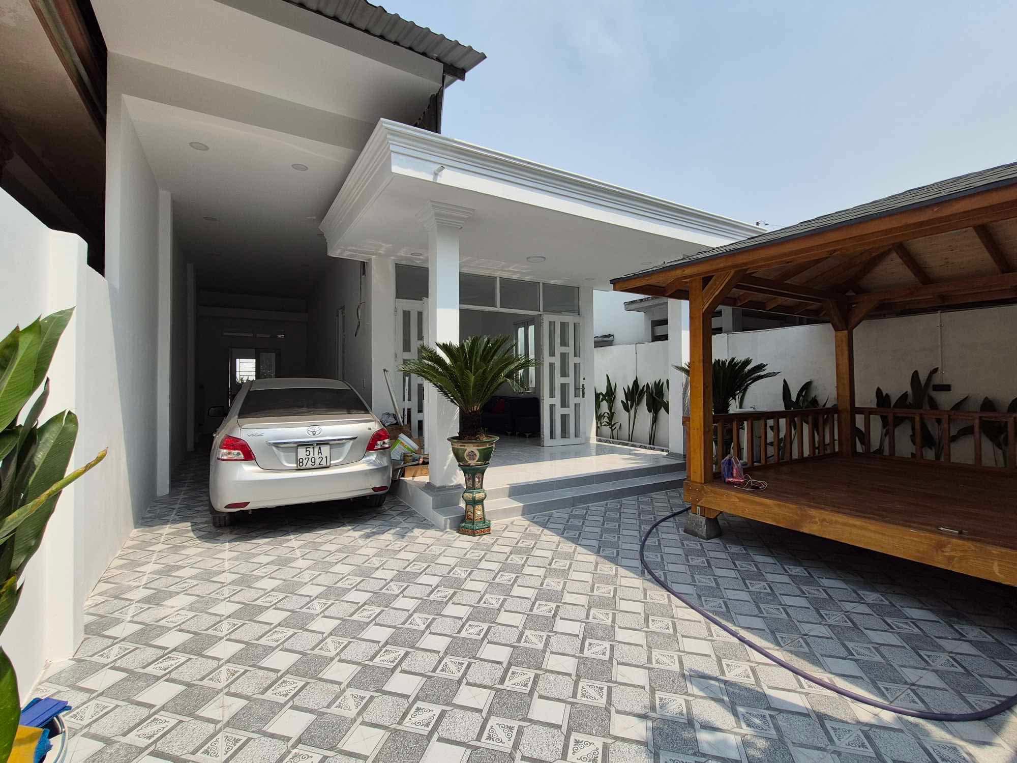 🔥🔥CHỐT NHANH KHÁCH ƠI!– NHÀ SÂN VƯỜN 210M² FULL THỔ CƯ – GIÁ CHỈ 6,5 TỶ - Ảnh 2