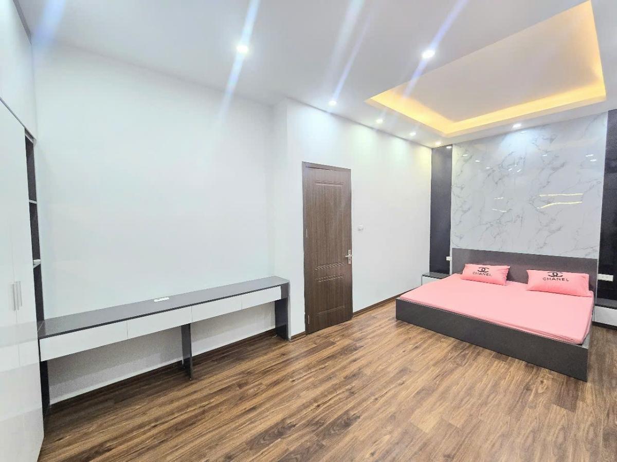 Hơn 6 Tỷ Ô Tô Đậu Cạnh Nhà - TT Hoàng Mai - Nhà Cực Đẹp Về Ở Luôn - Ngõ Thông - Ảnh 2