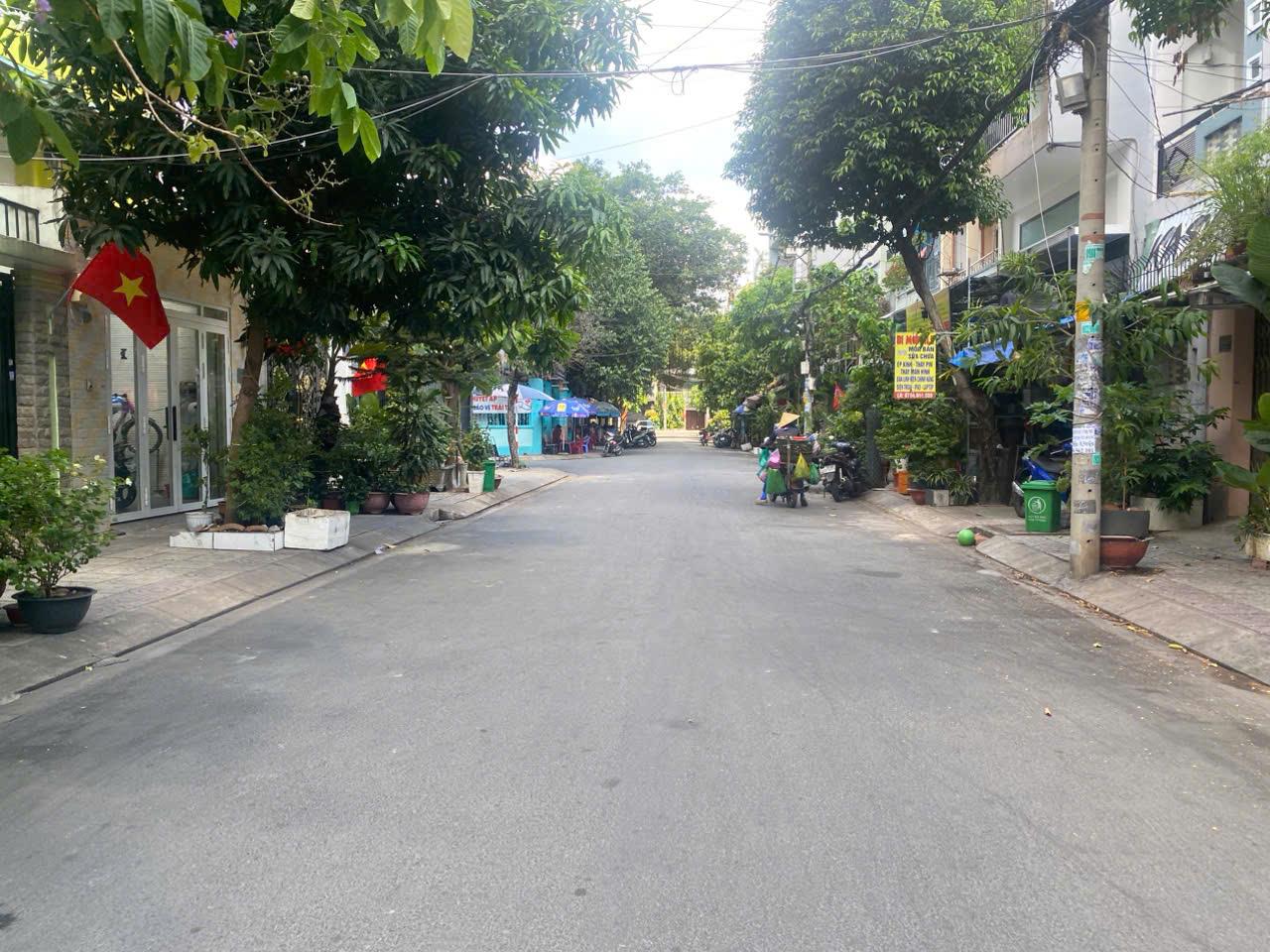 BÁN NHÀ QUẬN TÂN PHÚ, GẦN KÊNH TÂN HOÁ, 30M2, HẺM XE HƠI, NHỈNH 4 TỶ - Ảnh chính