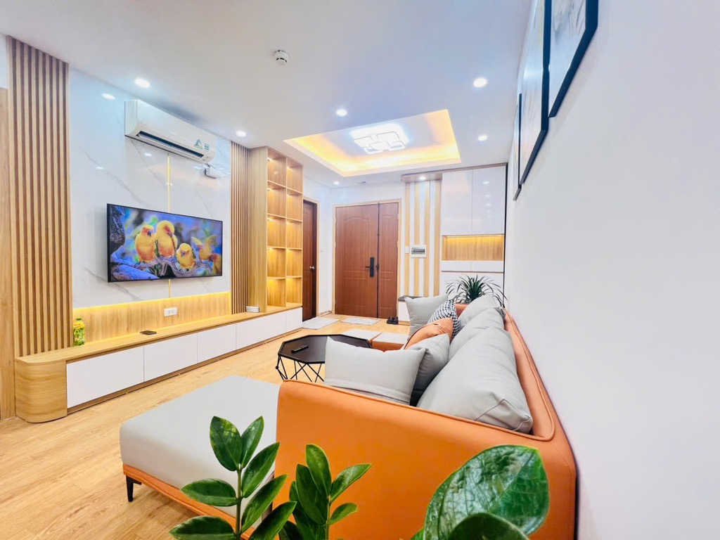 (Tin thật 100%) CH 61,2m2 x 2PN có slot ô tô tại Tòa A14B1 KĐT Nam Trung Yên - Nội thất cao cấp - Ảnh 1