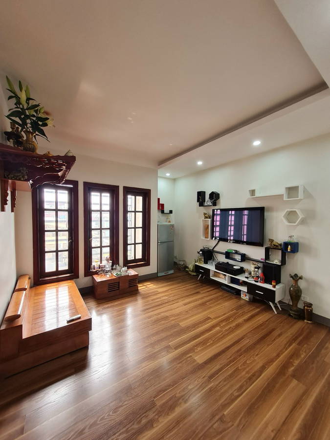 Bán nhà phân lô ô tô tránh phố Lạc Long Quân 26m2, 5 tầng lô góc 2 mặt tiền giá chỉ 7.4 tỷ - Ảnh 1