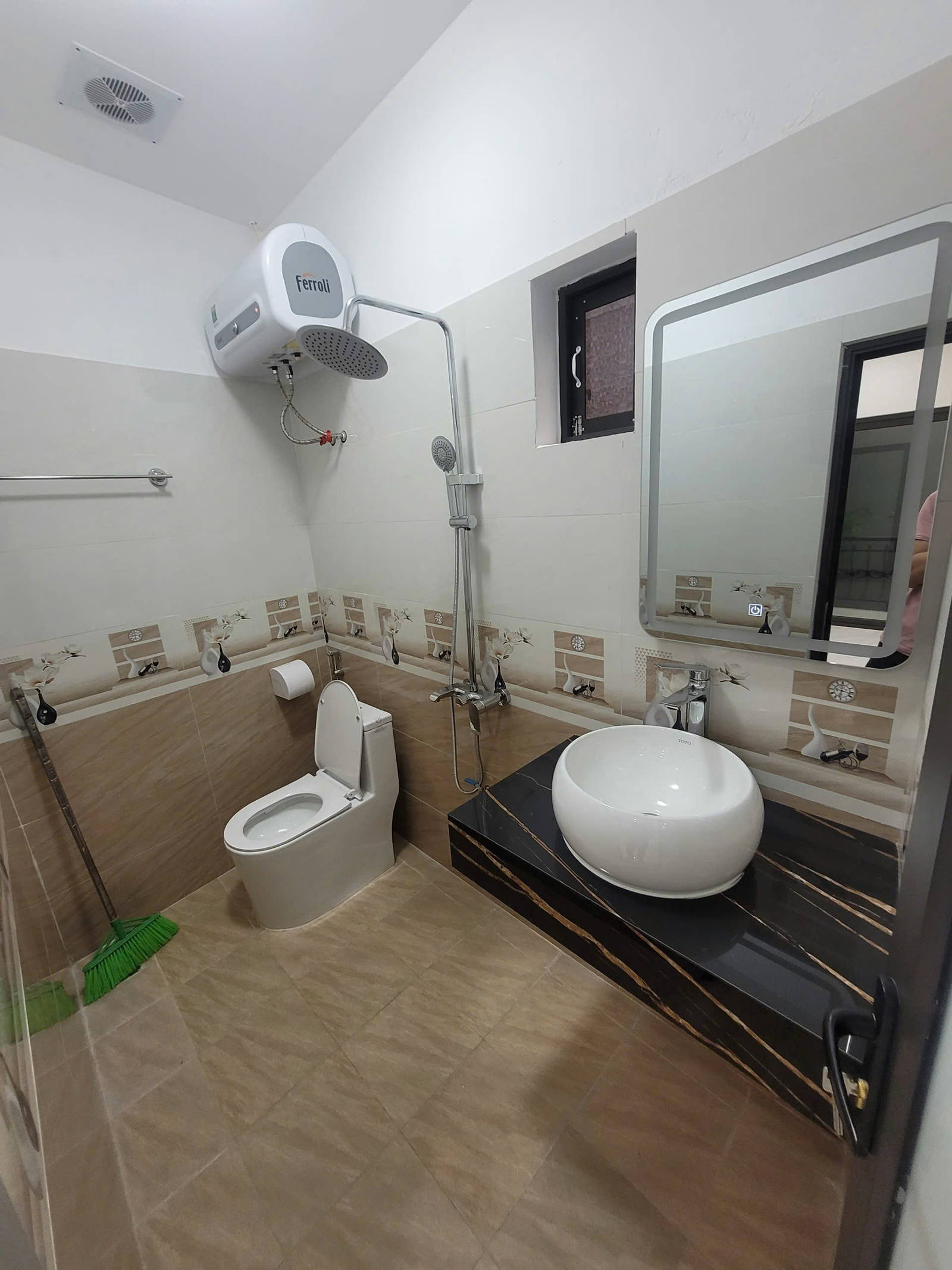 Chính chủ bán gấp nhà mặt tiền rộng, ngõ thông 97 Quan Nhân;  DT: 35 m2, 4 tầng.   6,9tỷ. - Ảnh 1