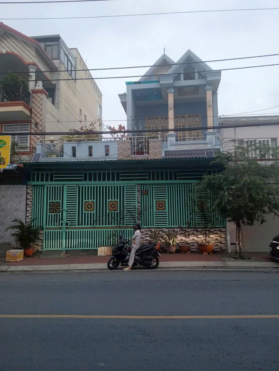 Nhà 2 Lầu (10x20) Mặt Tiền Đường 16m Ấp Nam Thới, X. Thới Tam Thôn, Hóc Môn - Ảnh 1