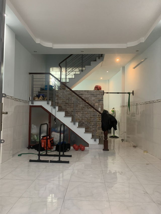 + Bán nhà cách hẻm xe hơi 30m2, ra đường trương thị hoa, nhà dây dựng mới ở ngay, chủ bán gấp, hẻm - Ảnh 1