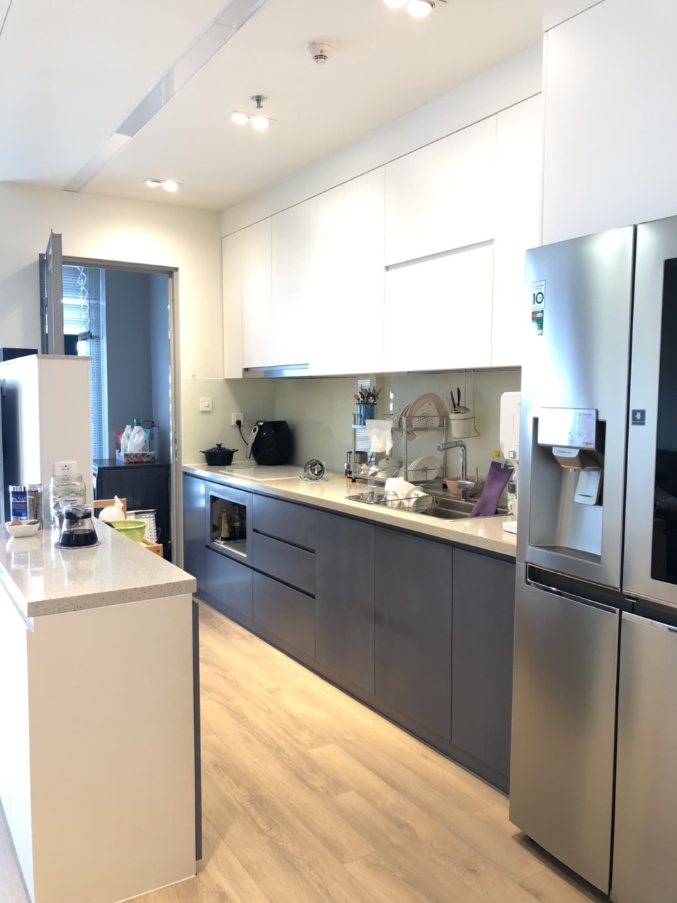 Vinhomes Central Park  Căn hộ 3PN đầy đủ nội thất, tầng cao, view Viver View cần bán với ID VCP-112 - Ảnh 1