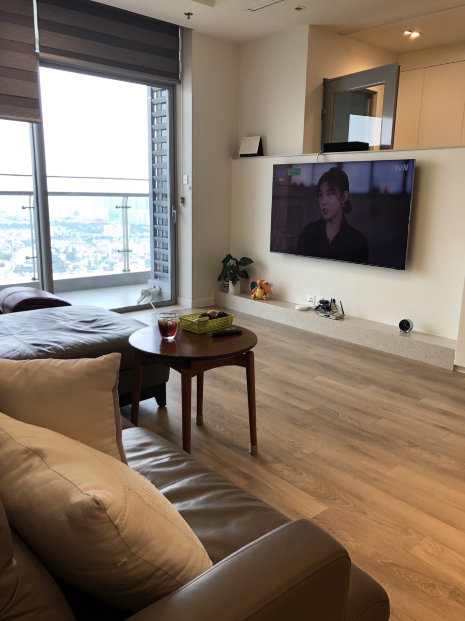 Vinhomes Central Park  Căn hộ 3PN đầy đủ nội thất, tầng cao, view Viver View cần bán với ID VCP-112 - Ảnh chính