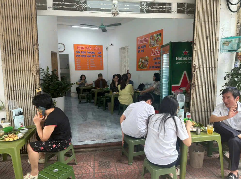 CHÍNH CHỦ CHO THUÊ CỬA HÀNG KINH DOANH TẠI 62 PHÓ ĐỨC CHÍNH - TRÚC BẠCH - BA BÌNH - HÀ NỘI. - Ảnh 1