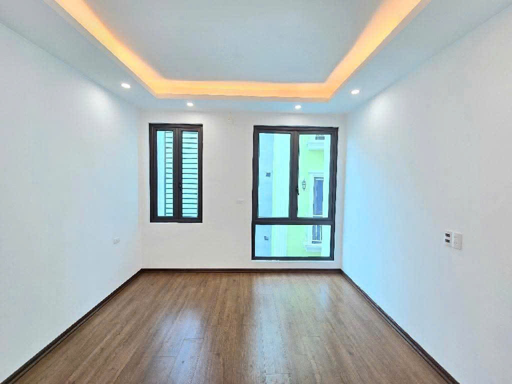 Nhà Tứ Hiệp, Thanh Trì, thang máy, ô tô đỗ, Diện tích 36m2*6 tầng, Giá 7.4 tỷ - Ảnh 1