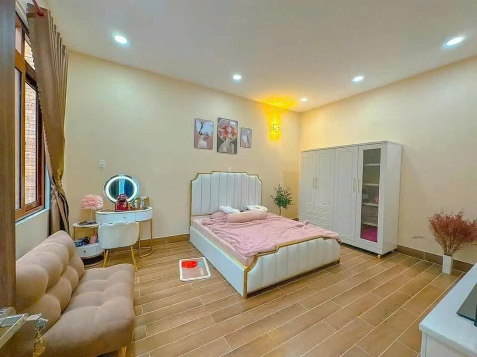 Cứu Chủ Ngộp Thở Cần Bán Gấp Căn Nhà 3 phòng ngủ Lỗ 200tr - Gần Cây xăng Huỳnh văn nghệ - Ảnh 2