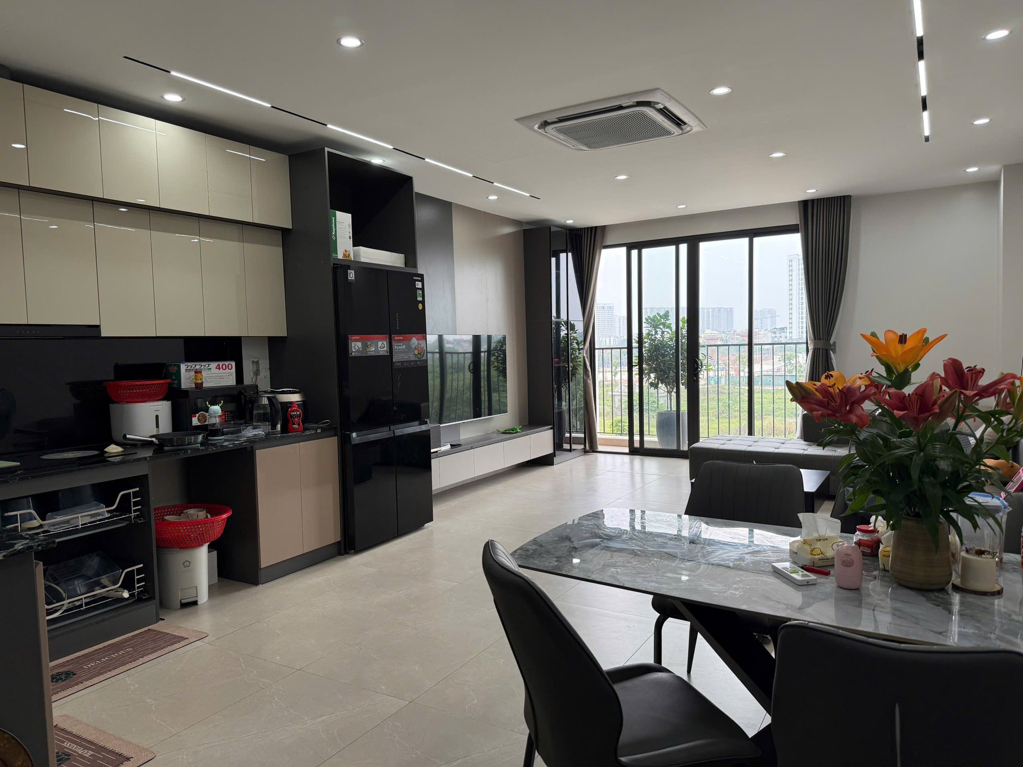 SIÊU PHẨM NHÀ TÁI ĐỊNH CƯ NGỌC THỤY – LONG BIÊN - PHÂN LÔ – GARA 2 Ô TÔ – THANG MÁY – FULL NỘI THẤT - Ảnh chính