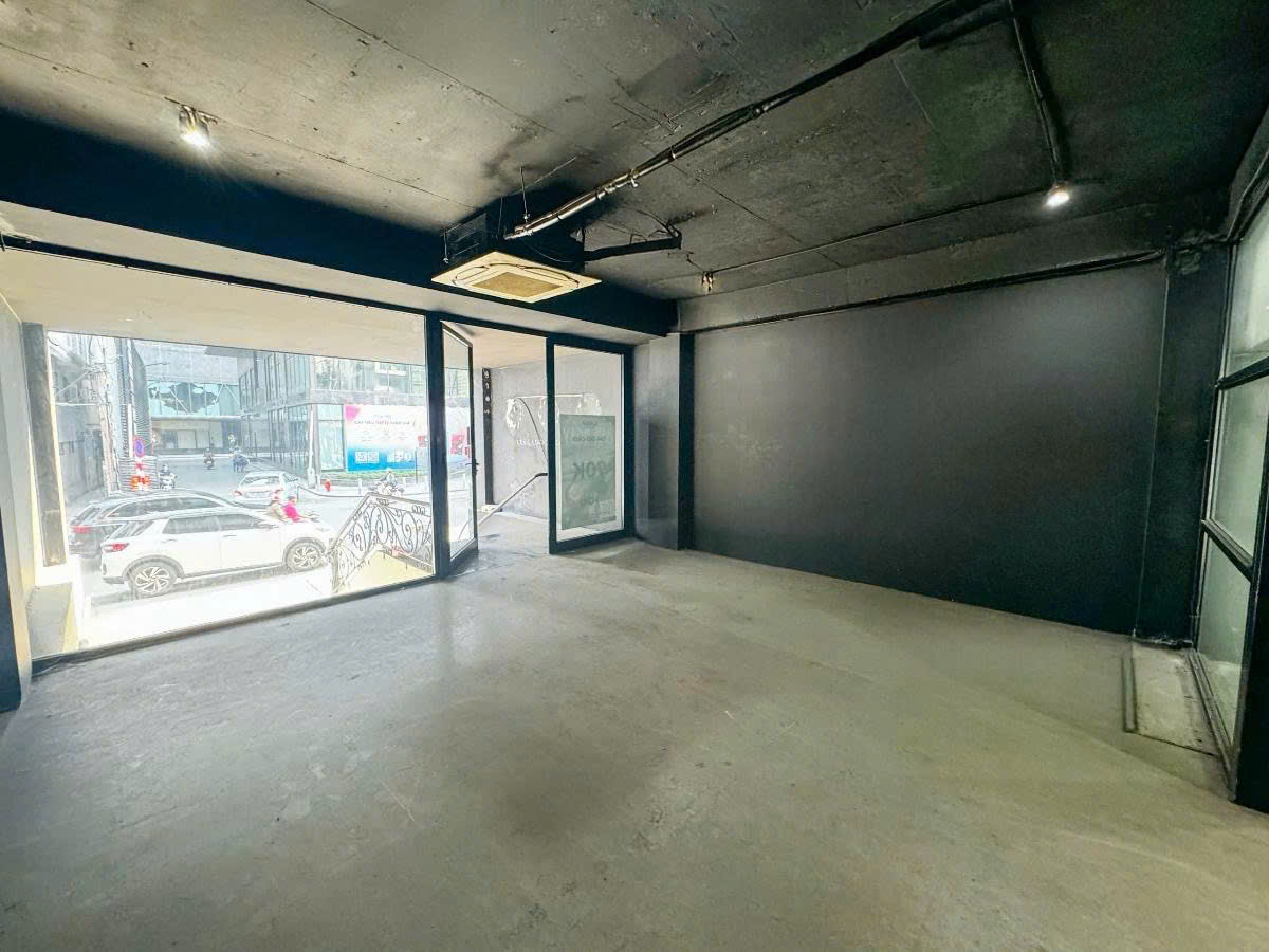 Siêu phẩm triệu đô Thụy Khuê, 154m2, 8 tầng, MT 6.04m, nhà kính, dòng tiền 250tr, 96 tỷ giá  đầu tư - Ảnh 2