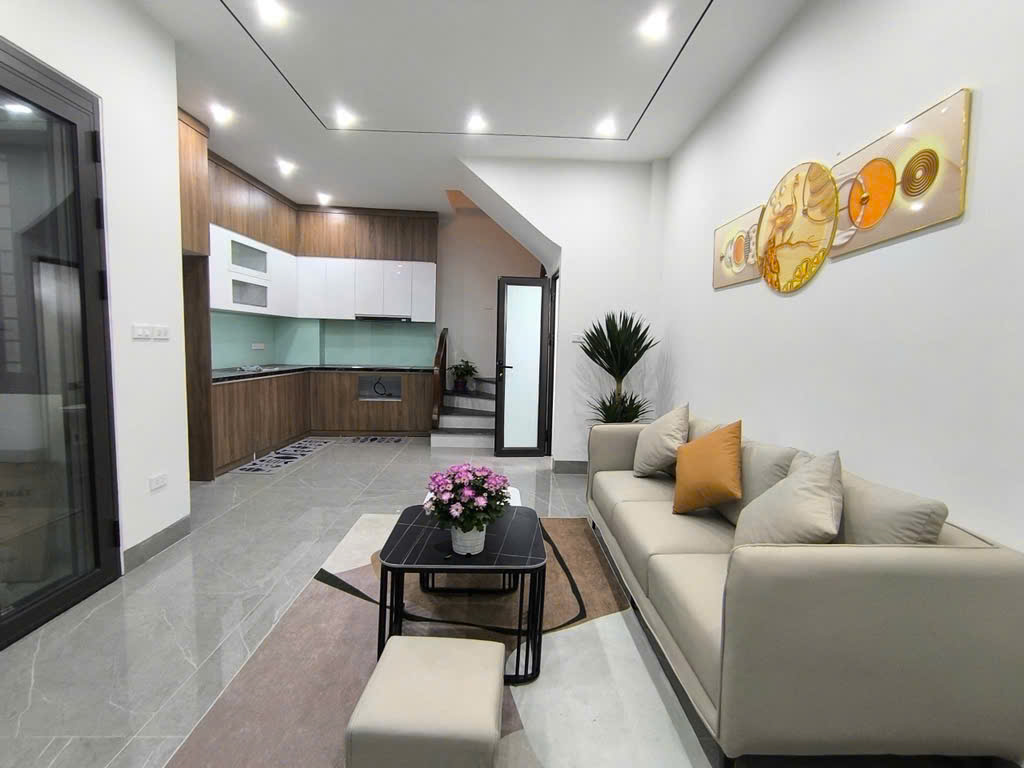NHÀ MỚI TRUNG TÂM NGỌC THỤY, CHỦ XÂY TÂM HUYẾT 47M, 5T, GIÁ NHỈNH 6 TỶ. - Ảnh 2