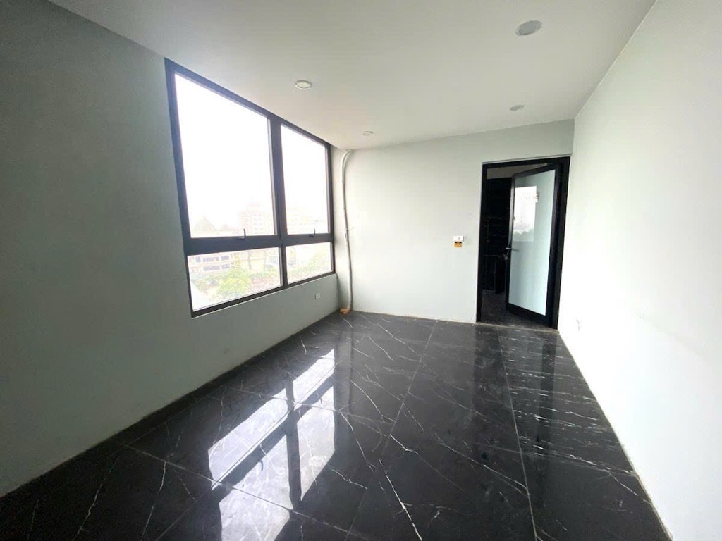 (Tin thật 100%) Bán tòa Building mặt phố Thụy Khuê - Cho thuê KD đa mô hình - Doanh thu 2,1 tỷ/năm - Ảnh 1