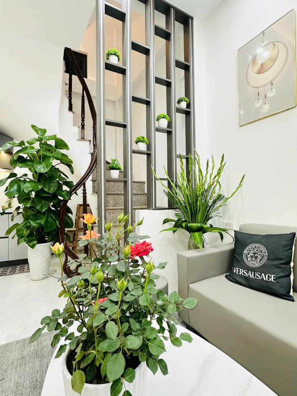 Ngã tư Nguyễn Chí Thanh - Láng - Đống Đa - Ô tô vào nhà - nhà mới xịn - 40m - 6T - 14 tỉ - Ảnh 1