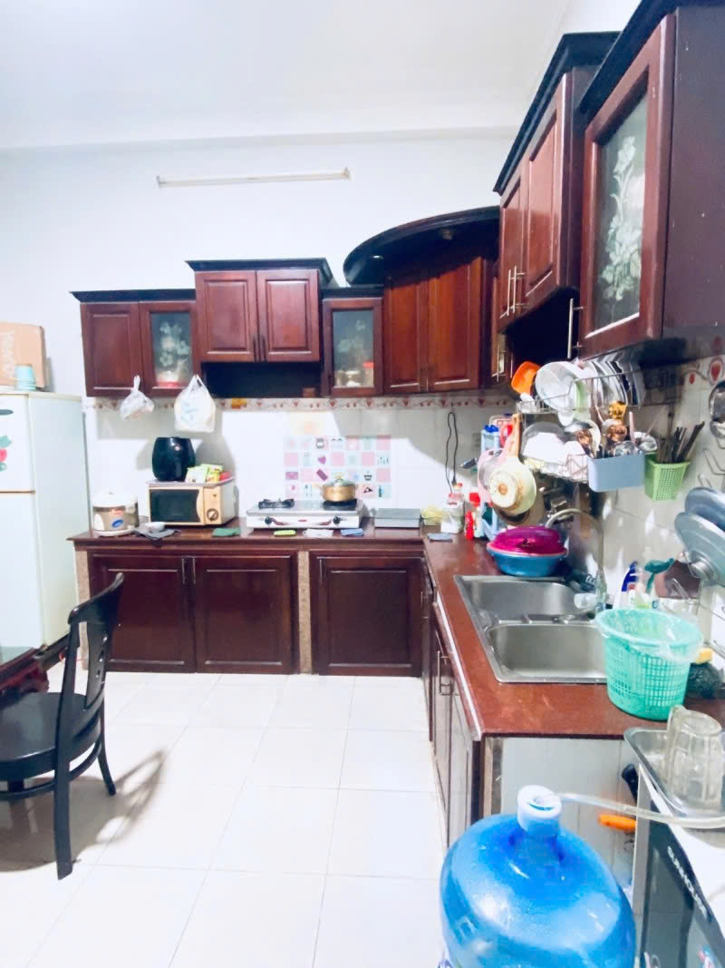 Bán nhà mặt tiền Phạm Văn Bạch, gần Tân Sơn, 3.2x10m, 3 Tầng, HĐT 15tr, giá 4.85 tỷ. - Ảnh 2