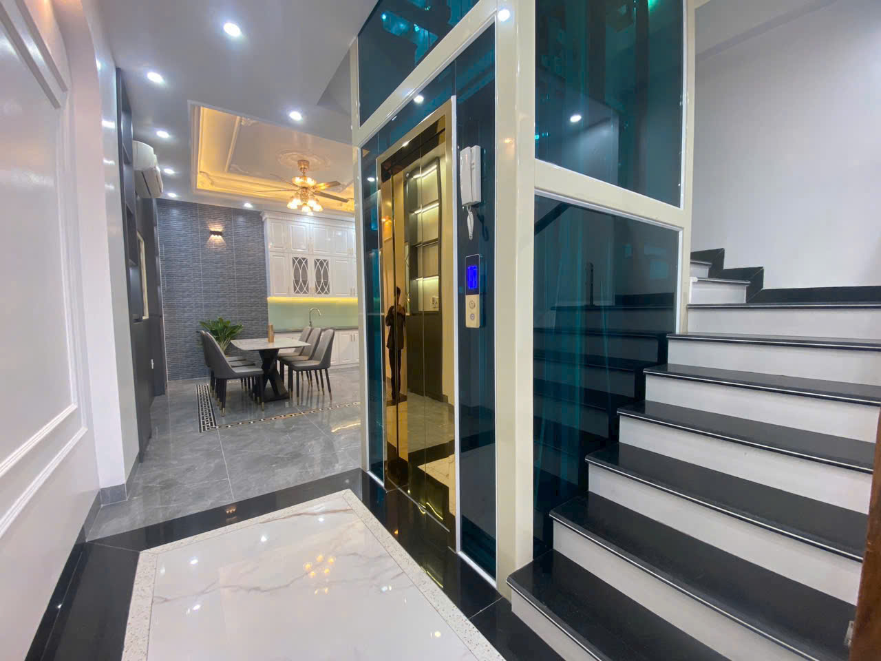 Nhà phân lô Tam Kỳ - Vĩnh Niệm, 58m 4 tầng, mới tinh, Thang Máy, Giá 7.18 tỉ - Ảnh 1