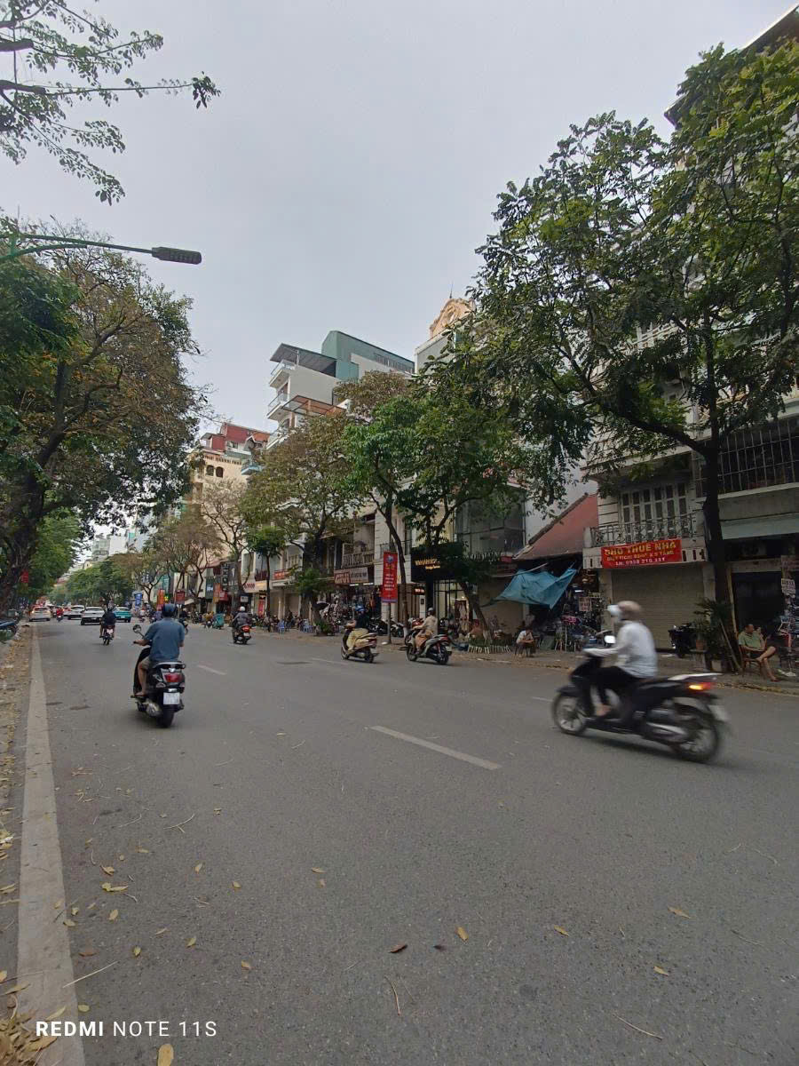 Bán nhà PHỐ HUẾ - Vị trí đắc địa mặt tiền khủng 10 - Diện tích 300m2  - kinh doanh đẳng cấp - Ảnh chính