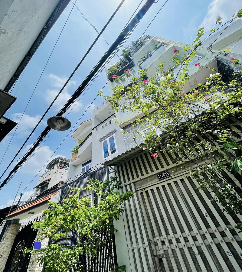 Chú khóc hết nước mắt hạ 1,2 tỷ, hẻm 4m Trường Sa, P13, Phú Nhuận,70m2, 2 tầng, 6,7 tỷ - Ảnh chính