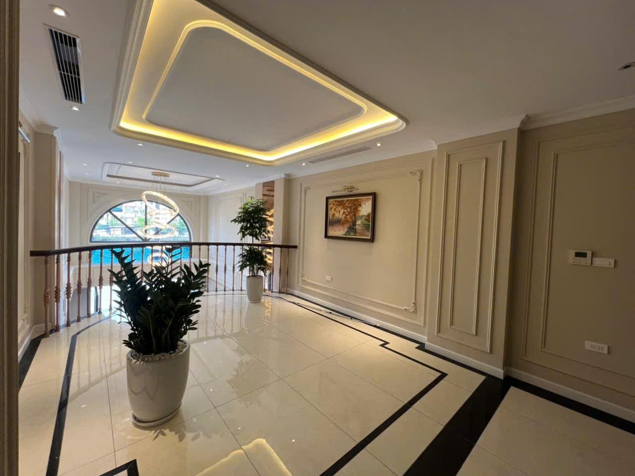 Bán gấp nhà Ngọc Lâm view hồ Tai Trâu,65M,MT 4.5M,KD đỉnh,ô tô tránh.Hơn 15 tỷ - Ảnh 1