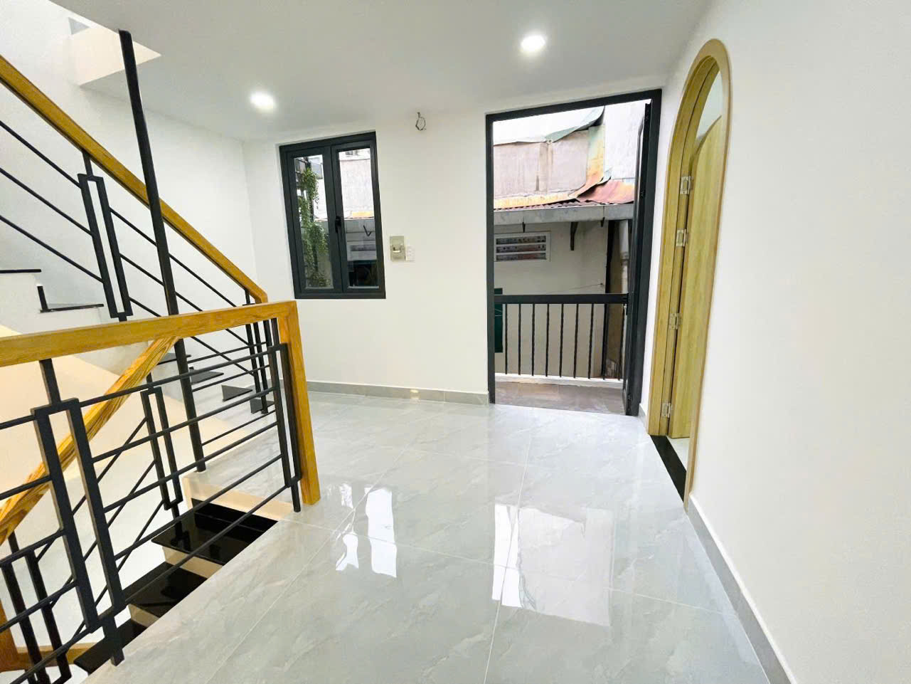 LÊN SÓNG CĂN NHÀ MỚI SIÊU DIỆN TÍCH - VẠN KIẾP - DTSD 96m2 - SÁT MẶT TIỀN - GIÁP RANH PHỐ ẨM THỰC - Ảnh 1