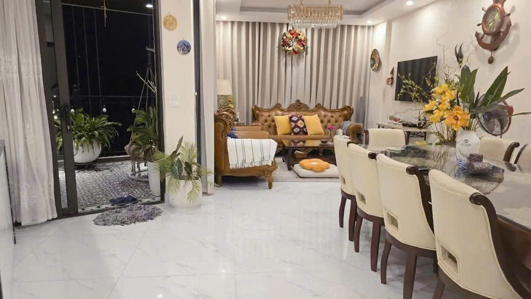 Bán nhà Nguyễn khánh Toàn cầu giấy hà nội. diện tích khủng 130m, mặt tiền 23mx8 tầng. giá siêu nét - Ảnh 2