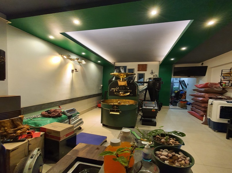 Bán nhà HXH kinh doanh CMT8, P5 Tân Bình, 64m2, 3 tầng, giá rẻ, chỉ nhỉnh 10 tỷ - Ảnh chính