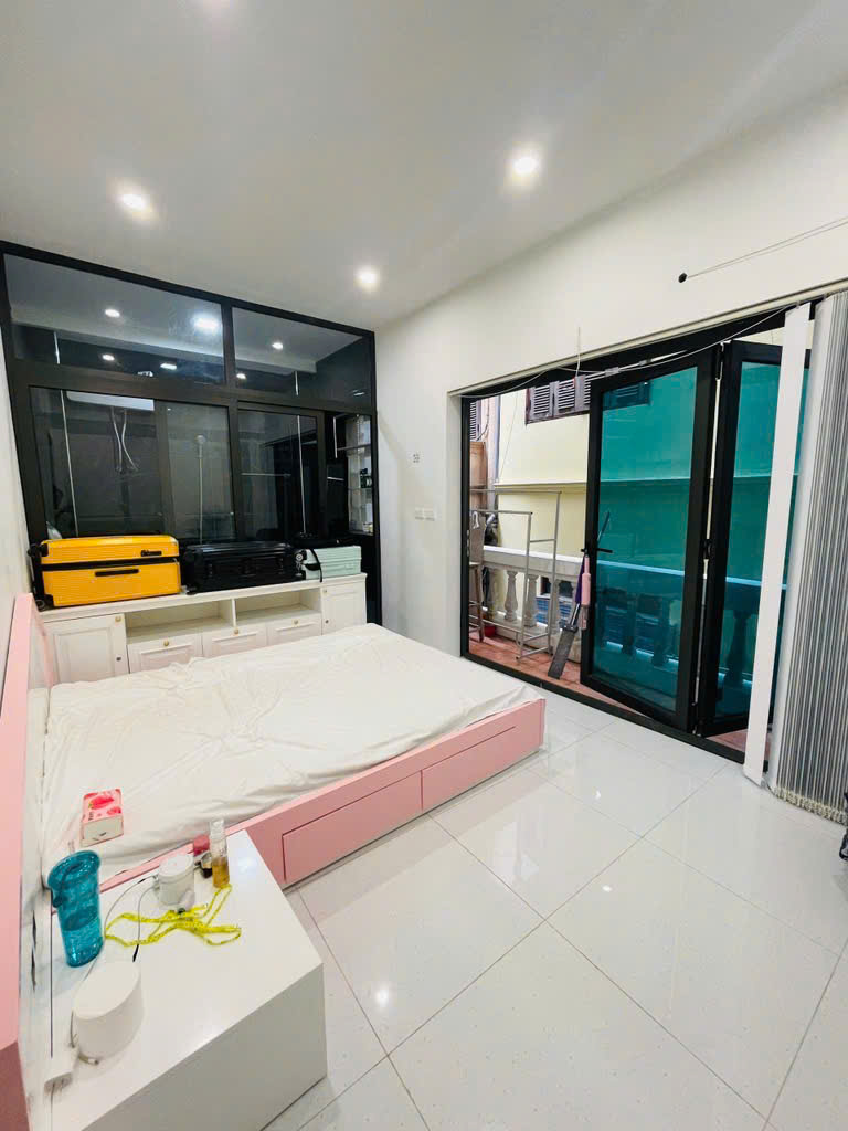 BÁN NHÀ THỤY KHUÊ- 7,1 TỶ- 32M X 4 TẦNG - MẶT KINH DOANH DỊCH VỤ - MẶT TIỀN 6,2m - Cách 1 Nhà Ra - Ảnh 3