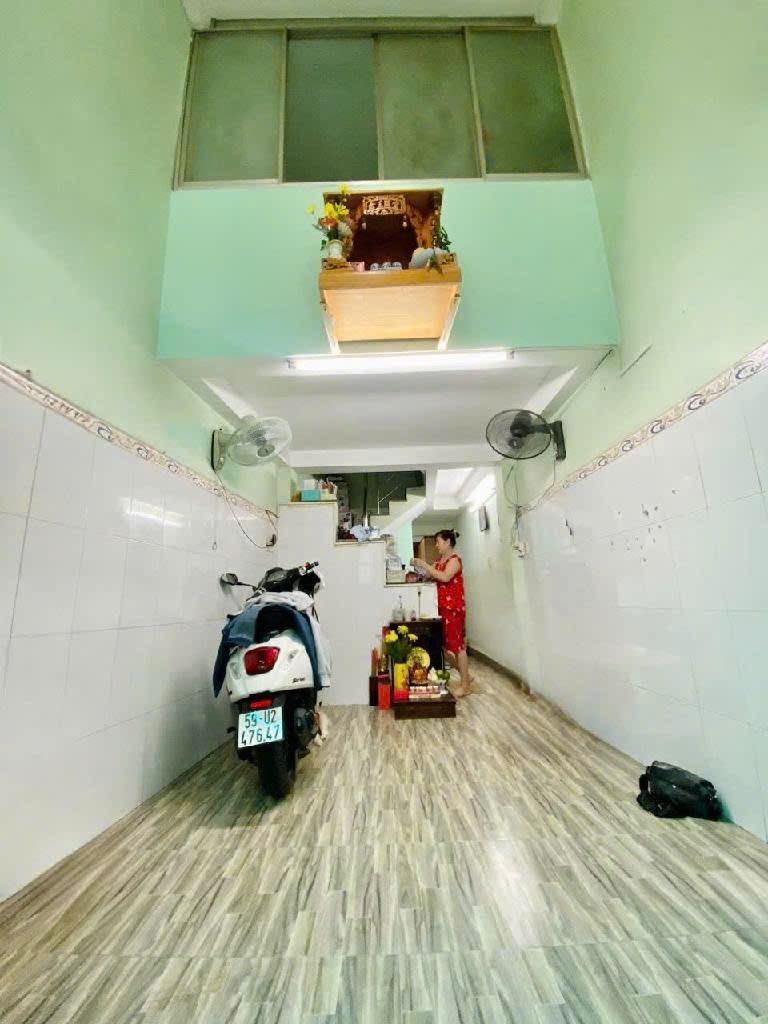Hiếm - DT 34M2 ,Dài 12M , 4 Tầng Với 4PN , 3WC - Chính Chủ - Đã Hoàn Công - Vĩnh Viễn - Q10 - Ảnh 1