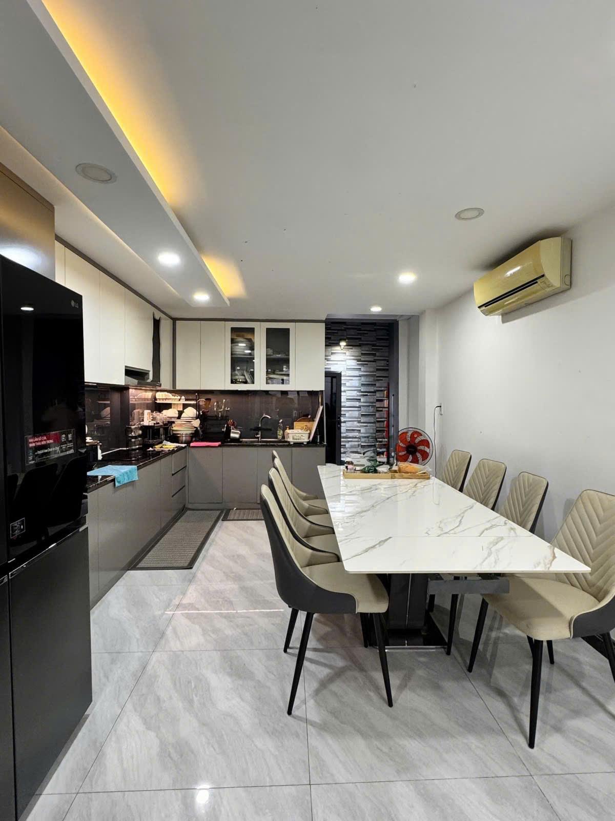 ***ÔTÔ Ngay Cửa,Sát Trần Hưng Đạo Q5,68m,5Tầng 6PN, Nội Thất Xịn, Chỉ 13.3 TỶ TL - Ảnh 4