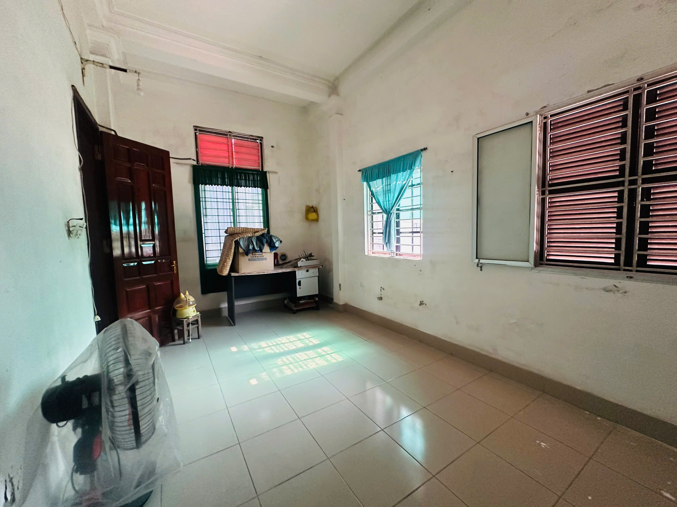 🏠 CHO THUÊ NHÀ 3 TẦNG RỘNG RÃI – KIỆT TRẦN PHÚ, TRUNG TÂM TP HUẾ - Ảnh 2