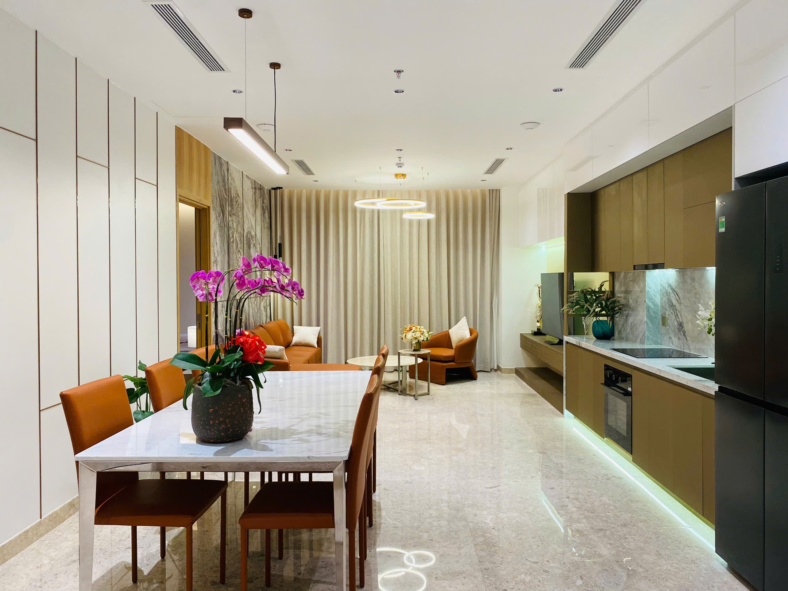 Duy nhất! Căn góc 2PN 65m2 Fusion Suites mặt tiền Võ Nguyên Giáp, full nội thất, sổ hồng sẵn - Ảnh 4