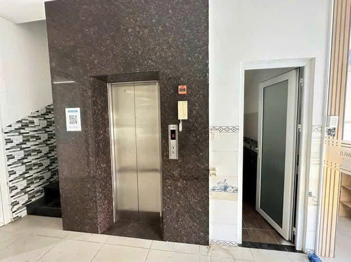 Cho Thuê Tòa Nhà 6 Tầng Lê Hồng Phong, Thủ Dầu Một, Bình Dương – Diện Tích 650m², Giá Thuê 40 - Ảnh 2