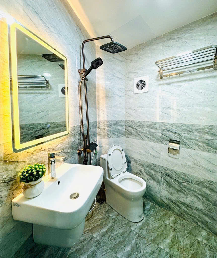 Cho thuê nhà đẹp, full đồ ngõ chợ Khâm Thiên, Đống Đa 25m x 4T giá 13 triệu - Ảnh 4